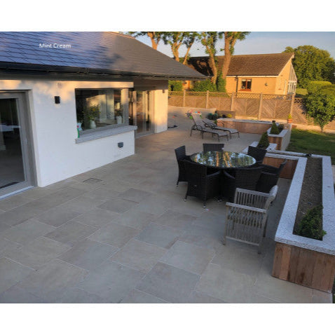 Natural Granite Flat Wall Cap